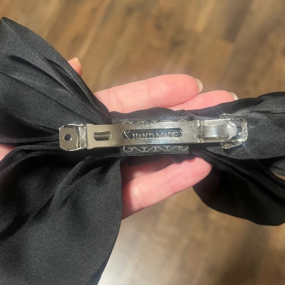 Handmade bow - Picture 2 of 2